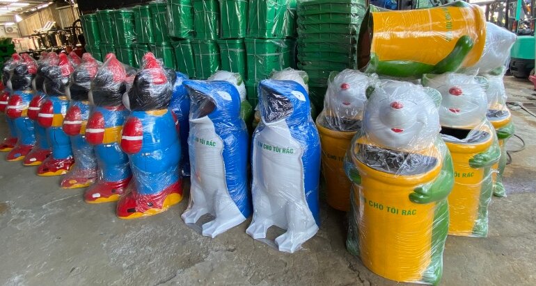 Thùng rác trường học