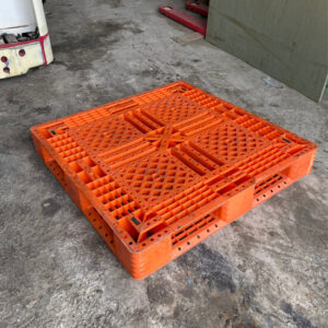 pallet nhựa cũ 1060x1060x150mm cam
