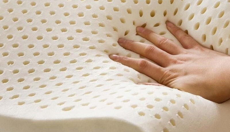 gối cao su non có tốt không