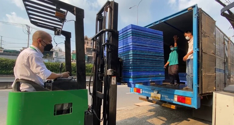 Hướng Dẫn Cách Lái Xe Nâng An Toàn Và Đúng Chuẩn 4 cách lái xe nâng