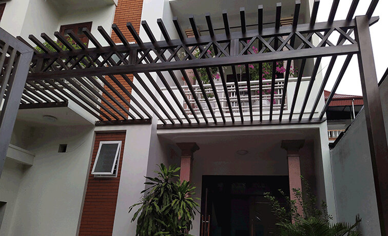 giàn hoa ngoài trời