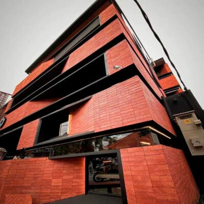 Tấm ốp tường gốm sứ