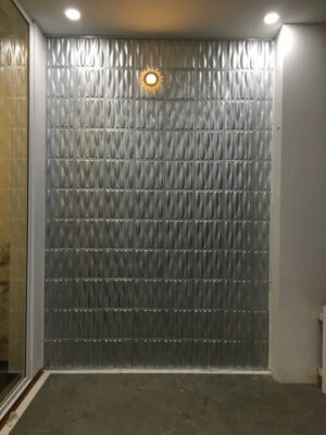 Tấm ốp tường kim loại