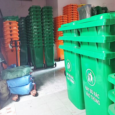 Thùng rác nhựa