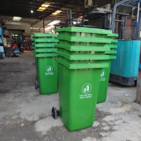 Thùng Rác Nhựa 240L HDPE Giá Rẻ Có Bánh Xe 23 thung 240 lit moi