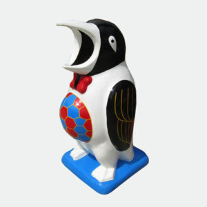 THÙNG RÁC CHIM CÁNH CỤT ÔM BÓNG